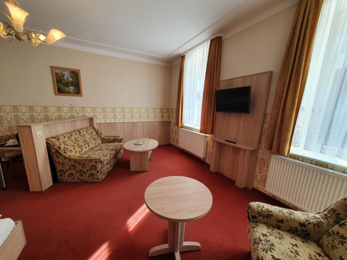 Hotel Garni Dekorahaus Bad Schandau Ngoại thất bức ảnh
