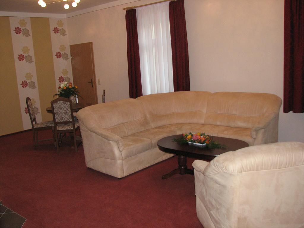 Hotel Garni Dekorahaus Bad Schandau Phòng bức ảnh