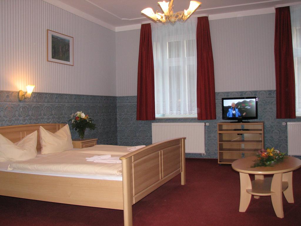 Hotel Garni Dekorahaus Bad Schandau Phòng bức ảnh