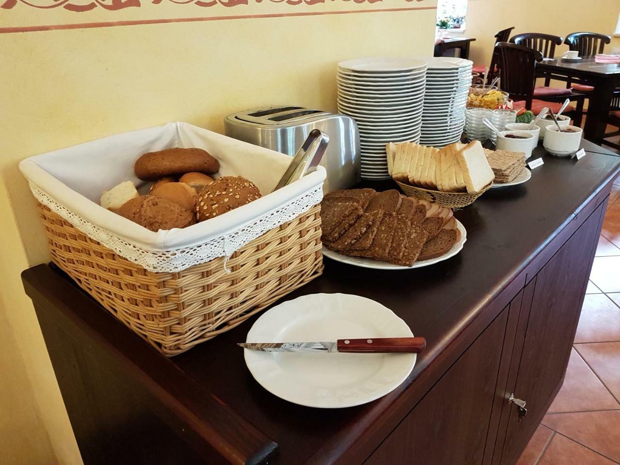 Hotel Garni Dekorahaus Bad Schandau Ngoại thất bức ảnh